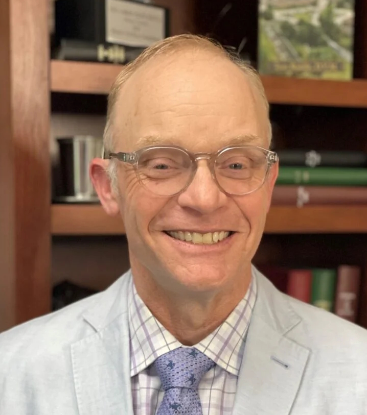 Dr. Charlie Scoggin